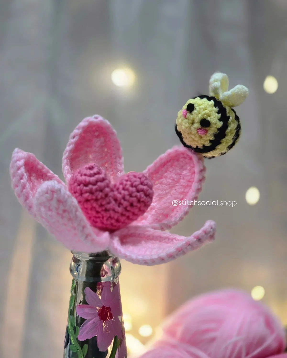 Handmade crochet piece by Fild'or